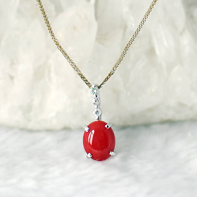 雯莉珠宝 18k金天然珊瑚椭圆形吊坠1801