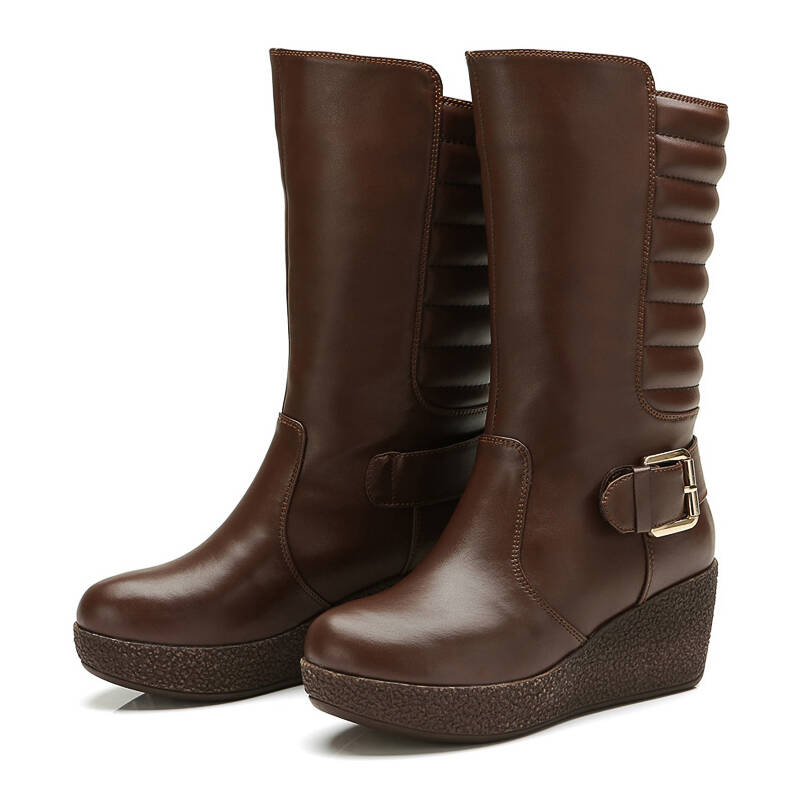 骆驼(camel) 金属扣坡跟休闲女士中筒靴 81556600 咖啡 40