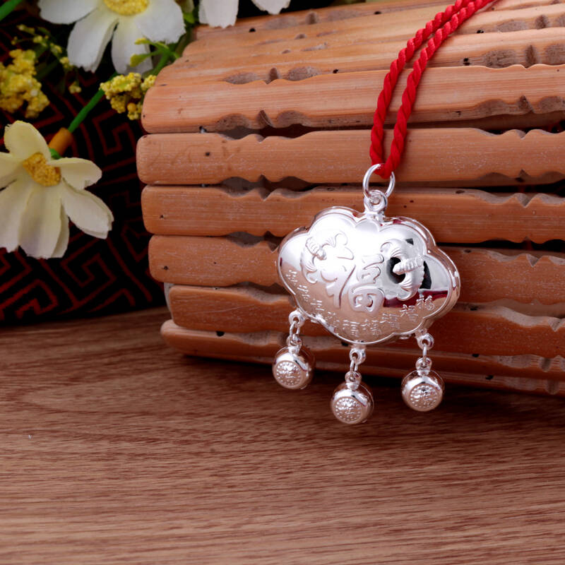 皇金臣珠宝hgcs990纯银宝宝锁长命锁富贵锁蝙蝠锁小朋友周岁生日