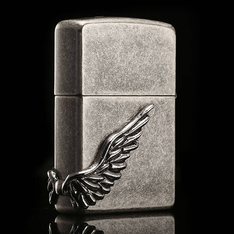 zippo打火机正品 天使之翼 古银双面翅膀 芝宝正版防风 字在正面