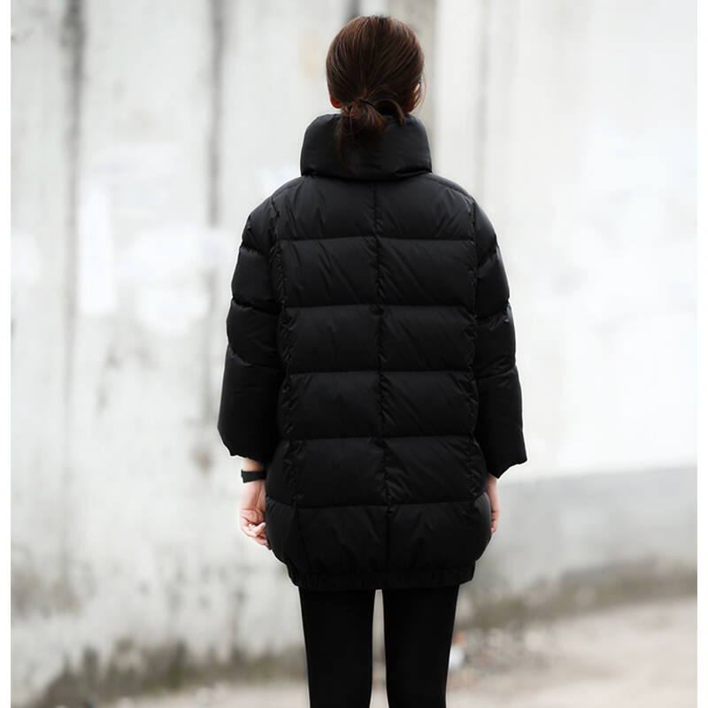 xuanhe 2013冬季新款 羽绒服女 国标90绒 撞色y3421 黑色 m