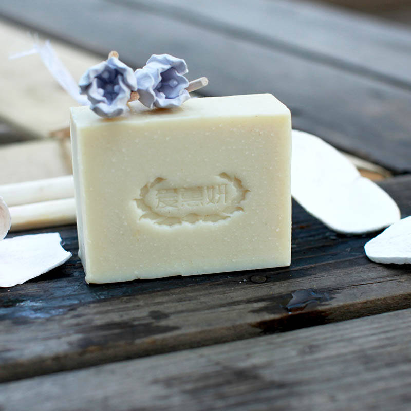 爱蕙妍 七子白拉丝凝脂皂 手工皂 100g