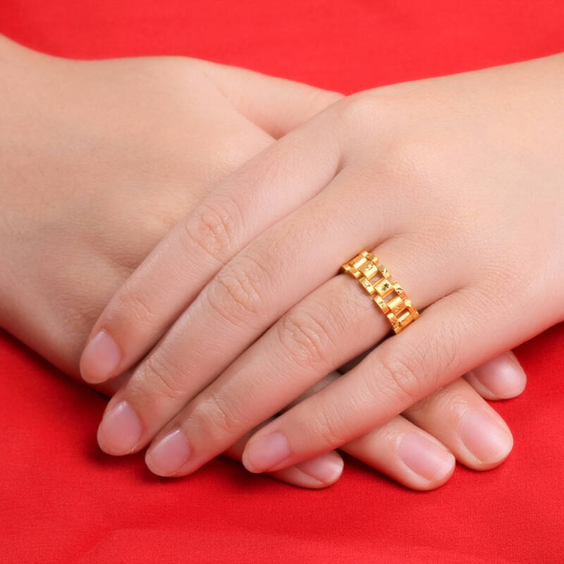 一颗进戒指大概多少克(一颗进戒指大概多少克重)