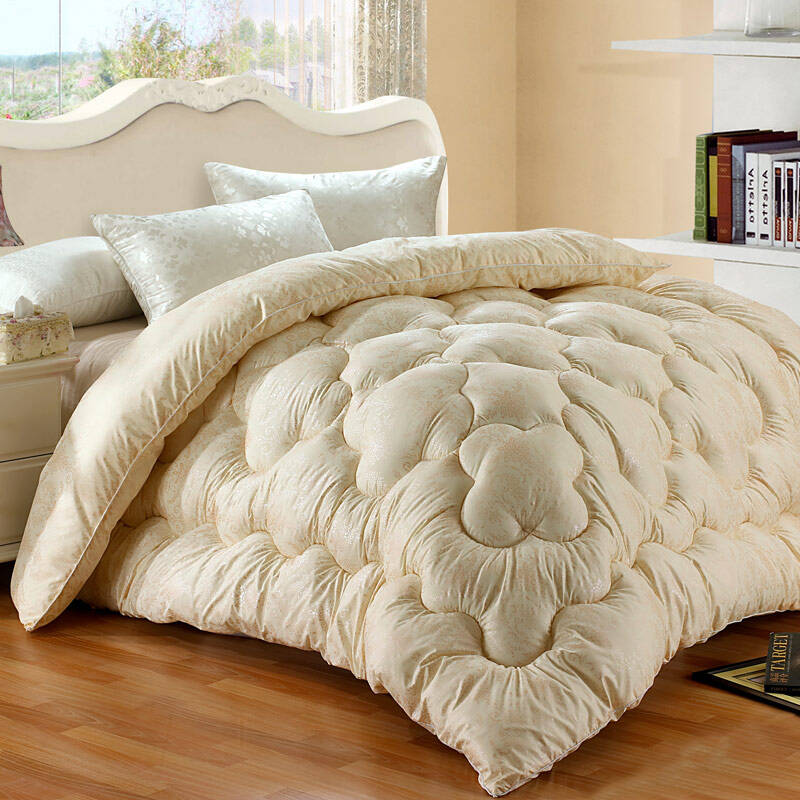 超柔暖绒珠光印花抗菌透气春秋被子 金色 200x230cm约5斤