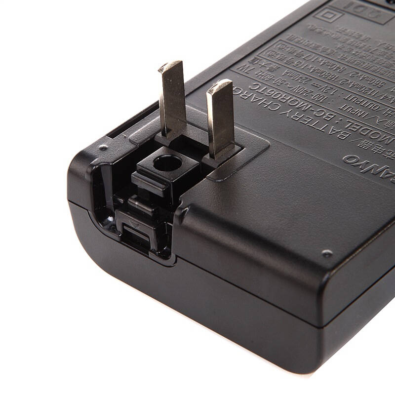 三洋爱乐普(eneloop)bc-kjr6w40tc黑色急速充电器套装