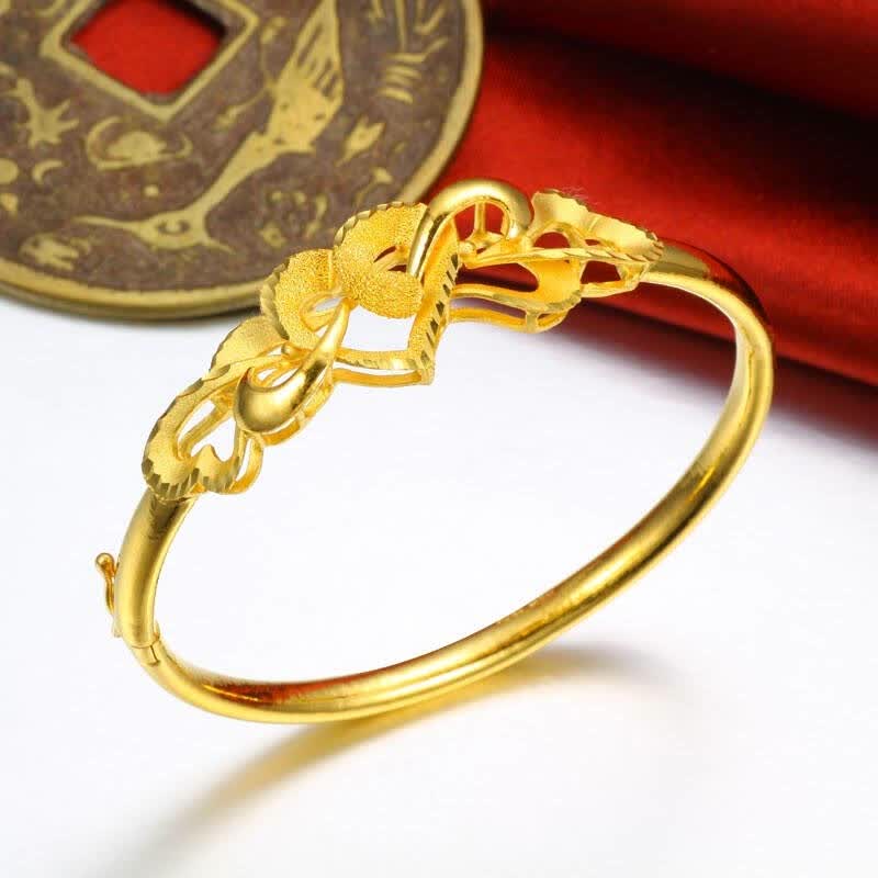 萃华金店千足金黄金精品心心相扣手镯 18.80g