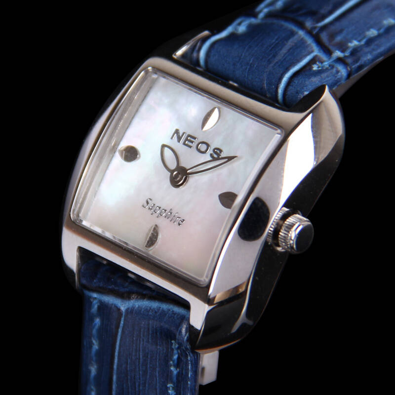 neos 雷欧时 时尚皮带手表 女士日历手表 日历手表 石英表 时装表