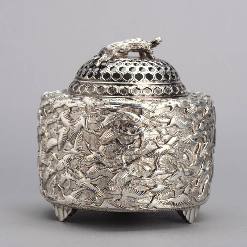 日本高冈铜器 宏采作 银色 华鹤 熏香炉 香道 香具 铜70-06