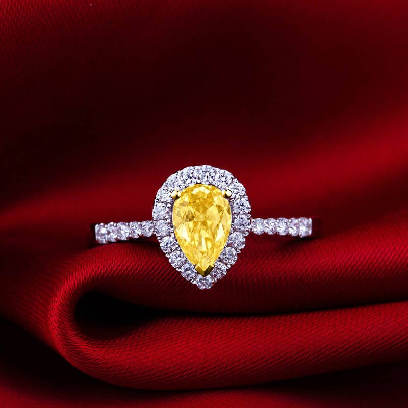 佐卡伊 水滴形彩钻黄钻女戒钻戒钻石结婚戒指 女戒