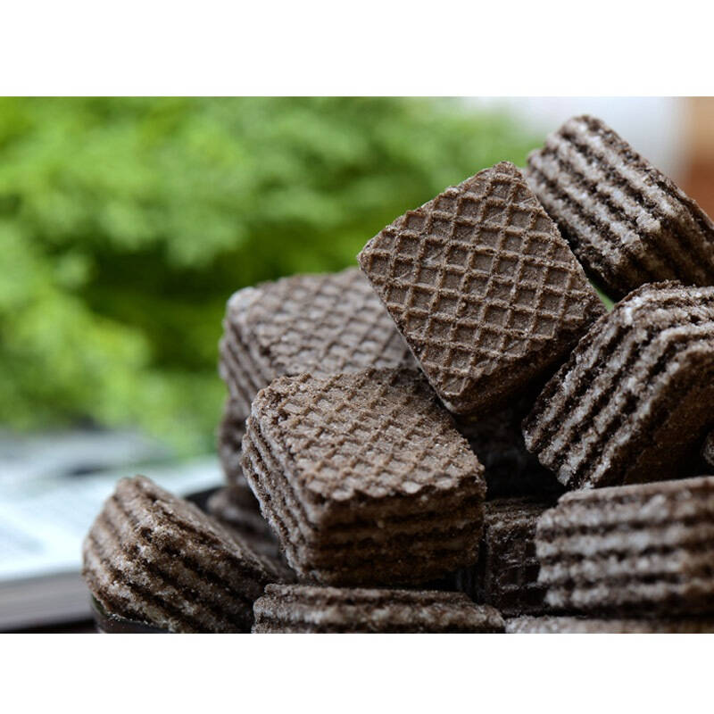 马来西亚进口 munchys马奇新新 妙乐香草味夹心巧克力威化饼干 180g