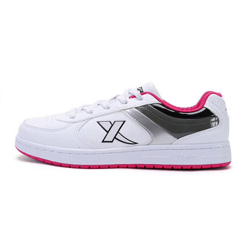 特步板鞋 休闲鞋 情侣款运动鞋 经典百搭滑板鞋男鞋女鞋sd310272 白黑