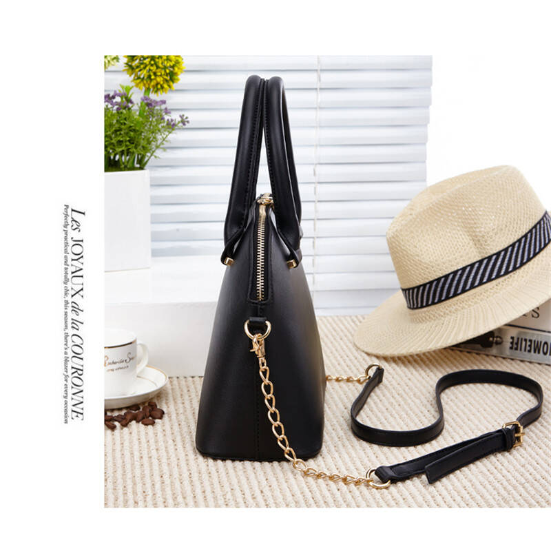 royal de luxe 女包新款十字纹单肩斜挎包时尚女士手提包贝壳包链条包