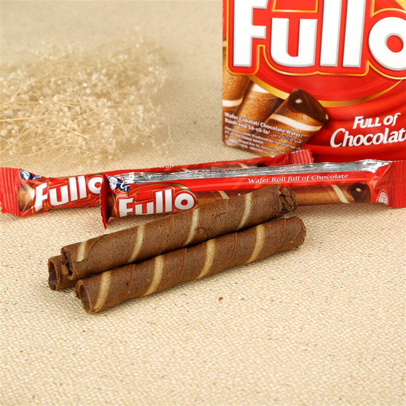 福丽奥(fullo)威化卷心酥(巧克力味)注心饼干276g