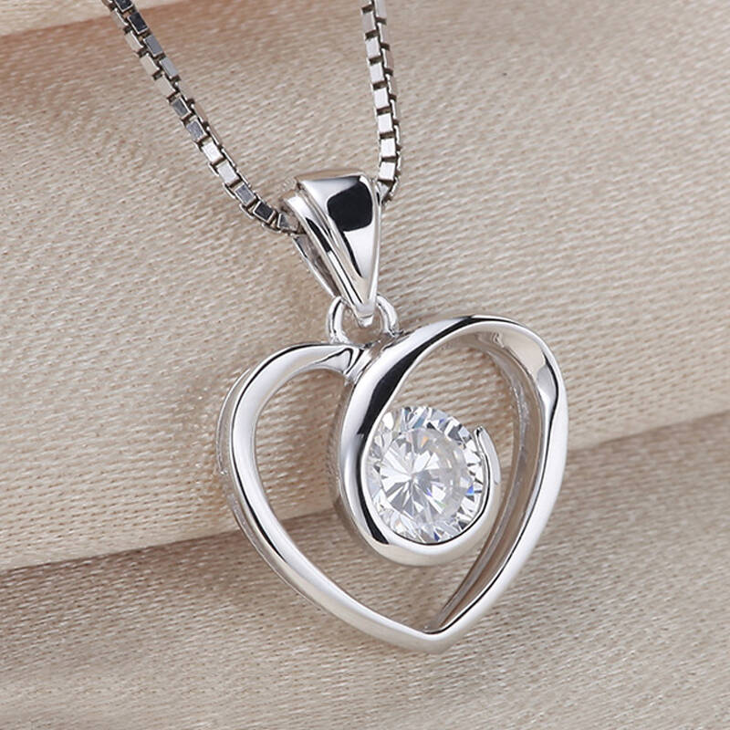 一搏千金(ybqj)cg054 白18k金8分心形钻石吊坠