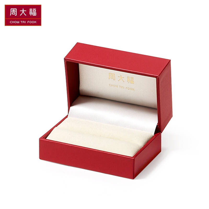 周大福 小版蝴蝶結 足金黃金戒指(工費:58計價) f1286 足金 約3.25g