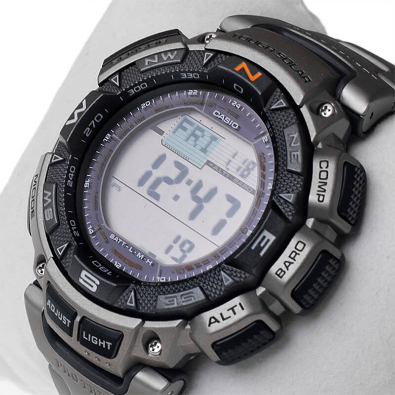 卡西欧(casio)手表多功能登山表海拔气压温度方位男表 白盘合金表带