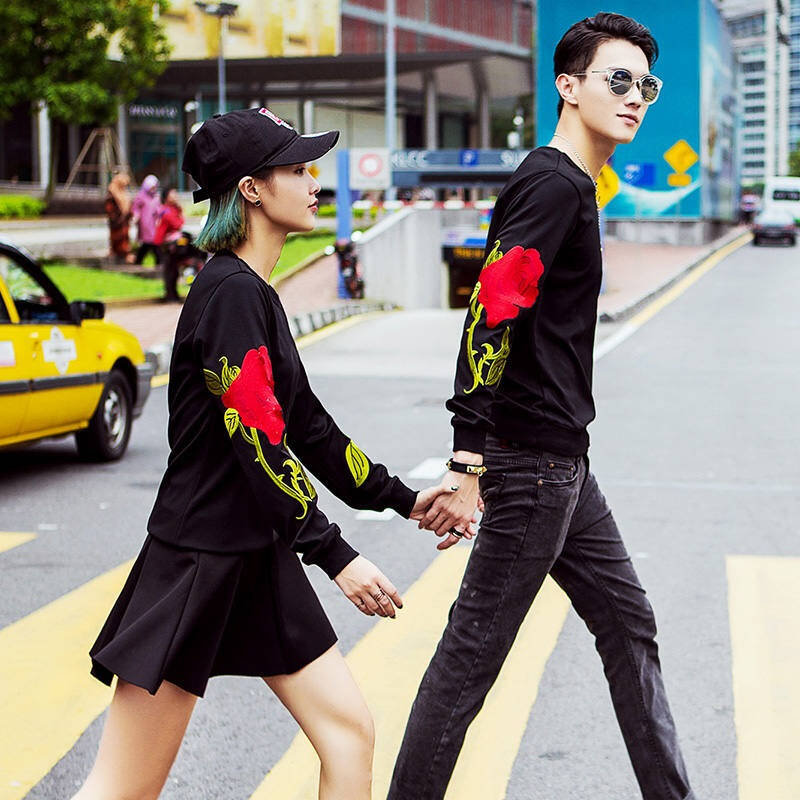 丹杰仕 春季绣花圆领男装春装情侣潮套头刺绣玫瑰花个性男女潮时尚