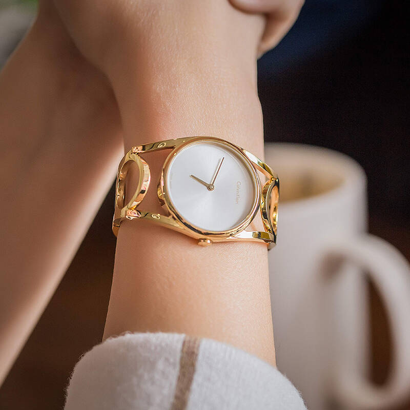 ck卡文克莱(calvinklein)手表round系列女表白色表盘手镯式表链石英表