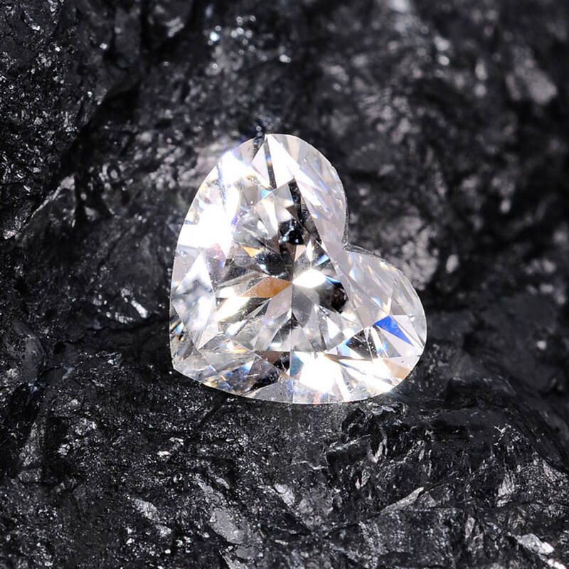 喜钻gic裸钻 心形钻石 送18k戒托