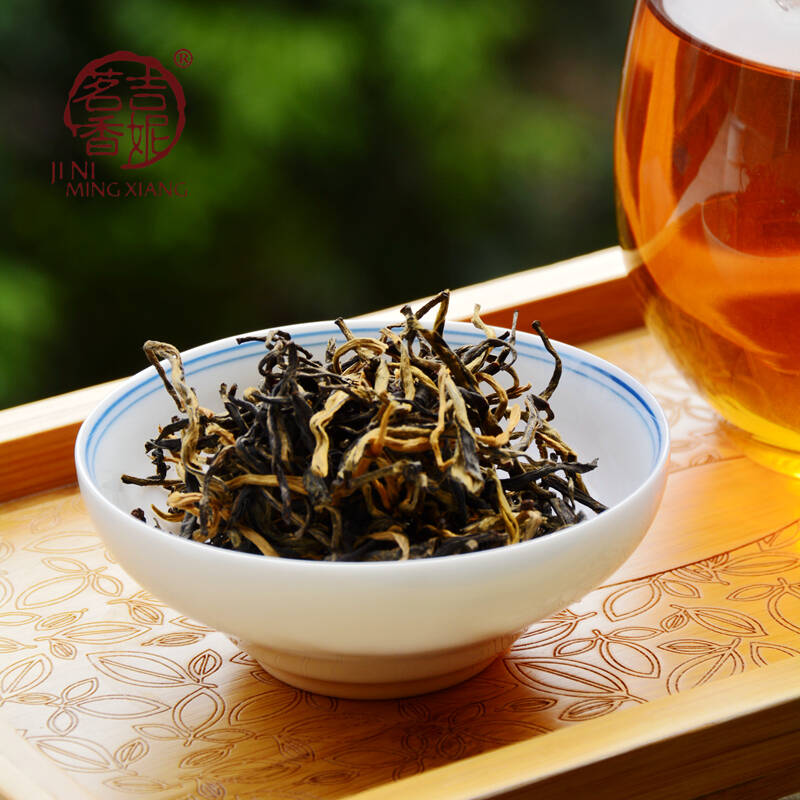 吉妮茗香 红茶茶叶 云南滇红 简朴单罐装180克