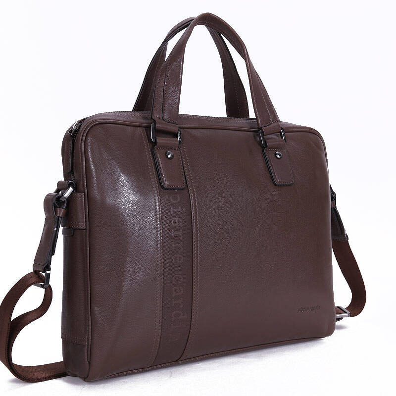 皮尔卡丹 高雅睿智男士公文包 啡色