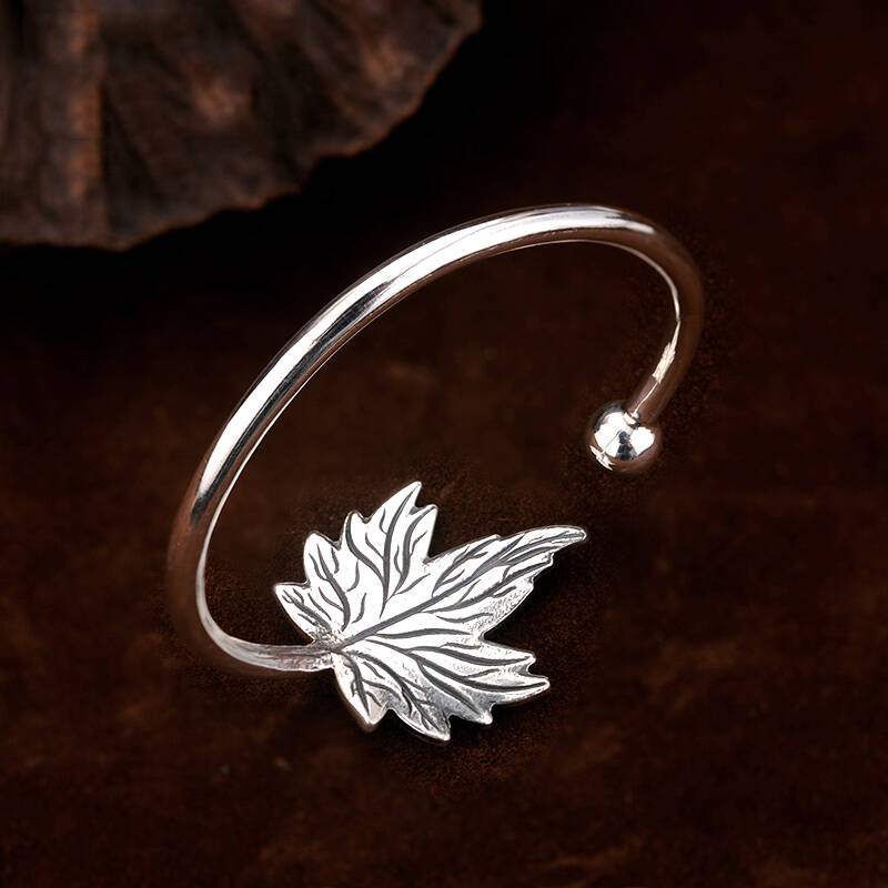 百年宝诚 银手镯女 时尚做旧枫叶开口银镯子银饰品 送女友