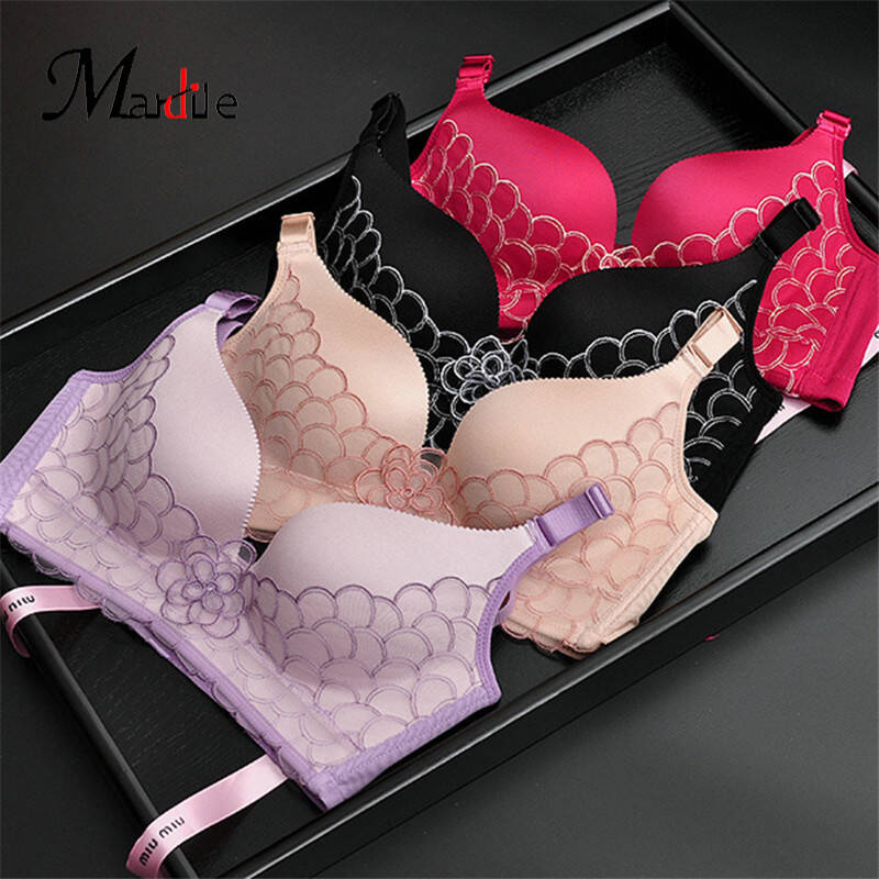 2016春季新款聚拢调整无钢圈内衣一片式无痕蕾丝文胸 黑色 75a