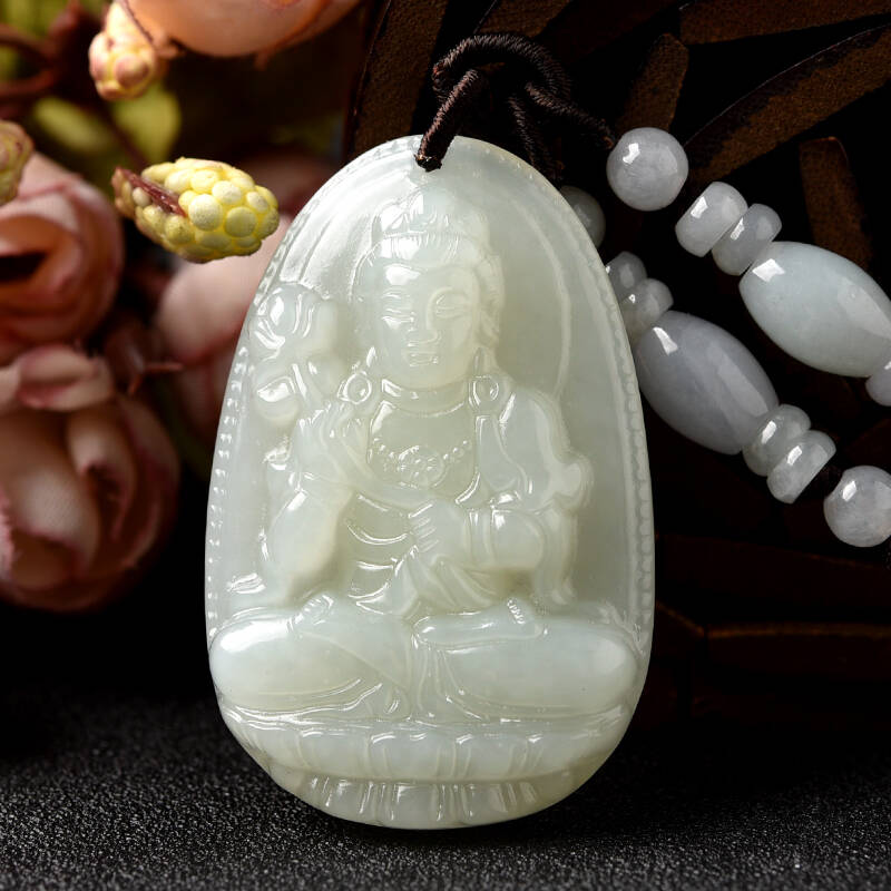 灵菲 和田玉属马大势至菩萨吊坠男女本命佛项链【图片 价格 品牌 报价
