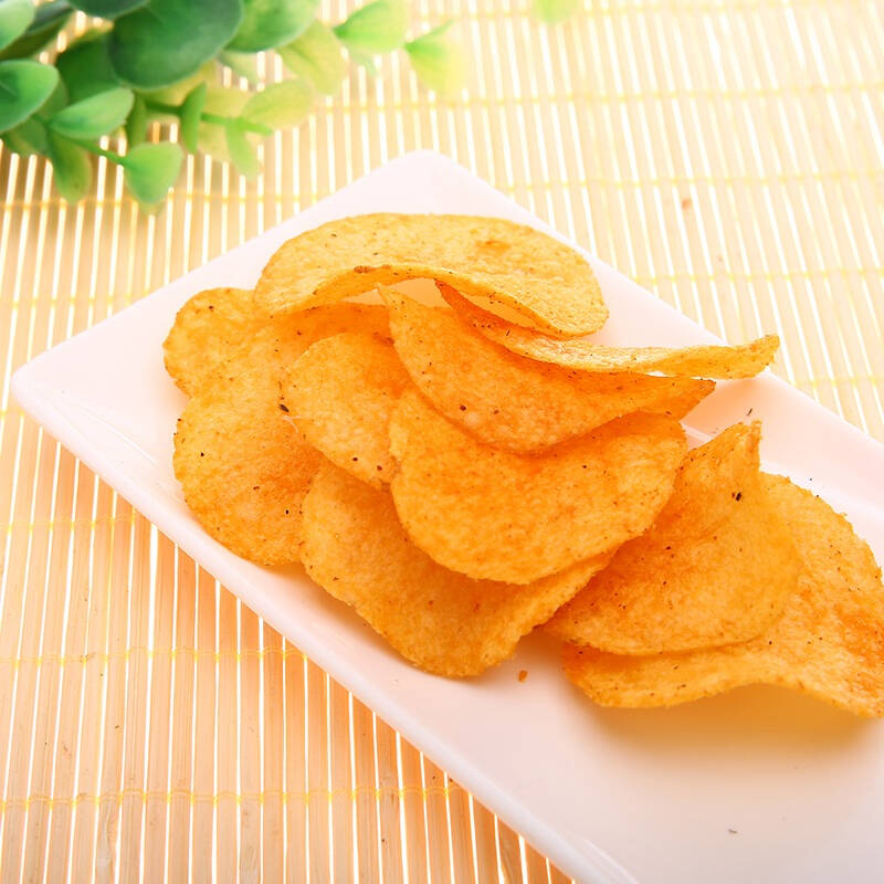 四洲 休闲零食 热浪香辣味薯片 50g