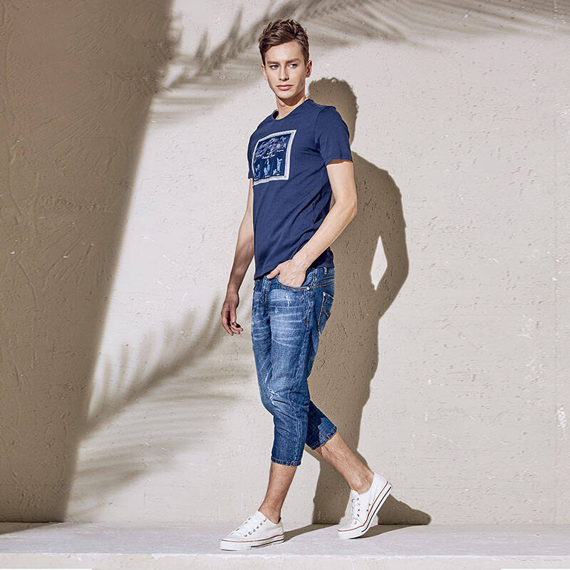 马克华菲 fairwhale 7152212045 圆领趣味印花短袖上衣 深蓝色 xl