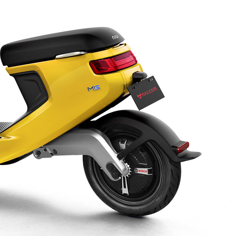 小牛电动m1智能电动踏板车 安全动力版套装 白/黄/红/蓝/灰【动力版