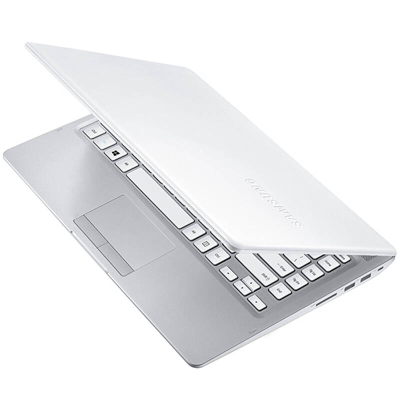 三星(samsung)500r4k-x07 14英寸超薄笔记本电脑(i7-5500u 8g 256g 2g