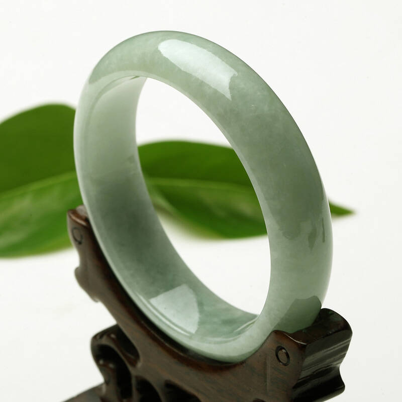 曼丽翠 糯种浅绿翡翠手镯 57mm 女款 附证书