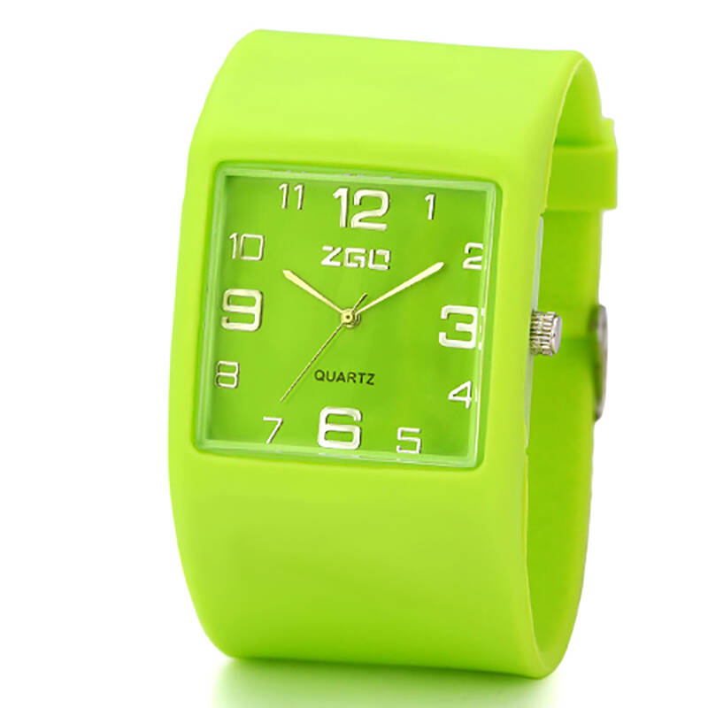 正港(zgo)儿童手表硅胶运动石英手表户外款学生手表6029 绿色 送表盒