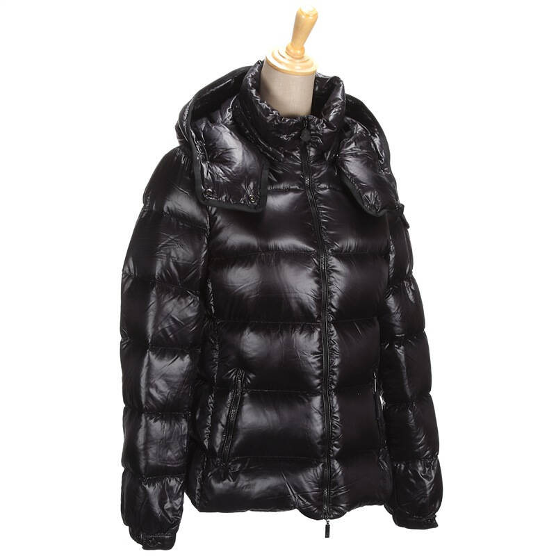 moncler 蒙口 女士黑色聚酰胺纖維短款配可拆卸帽子收腰羽絨服