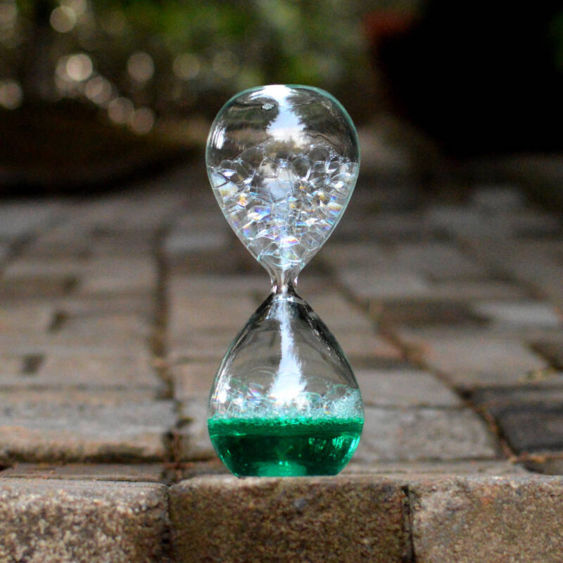 恬谧创意沙漏 摆件装饰 泡泡水漏 火山浮沙沙漏 礼物礼品 泡泡水漏