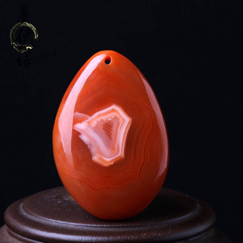 蔓伊诺四川凉山南红吊坠柿子红天然火焰纹南红玛瑙饰品项坠