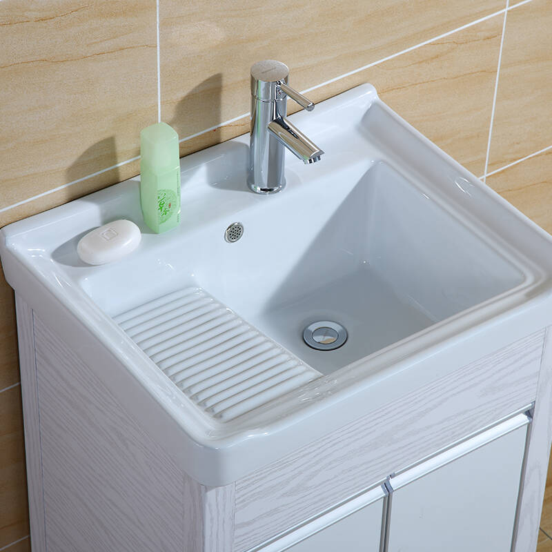 美客美 落地式阳台洗衣柜 陶瓷盆带搓衣板浴室柜 太空铝材仿橡木纹