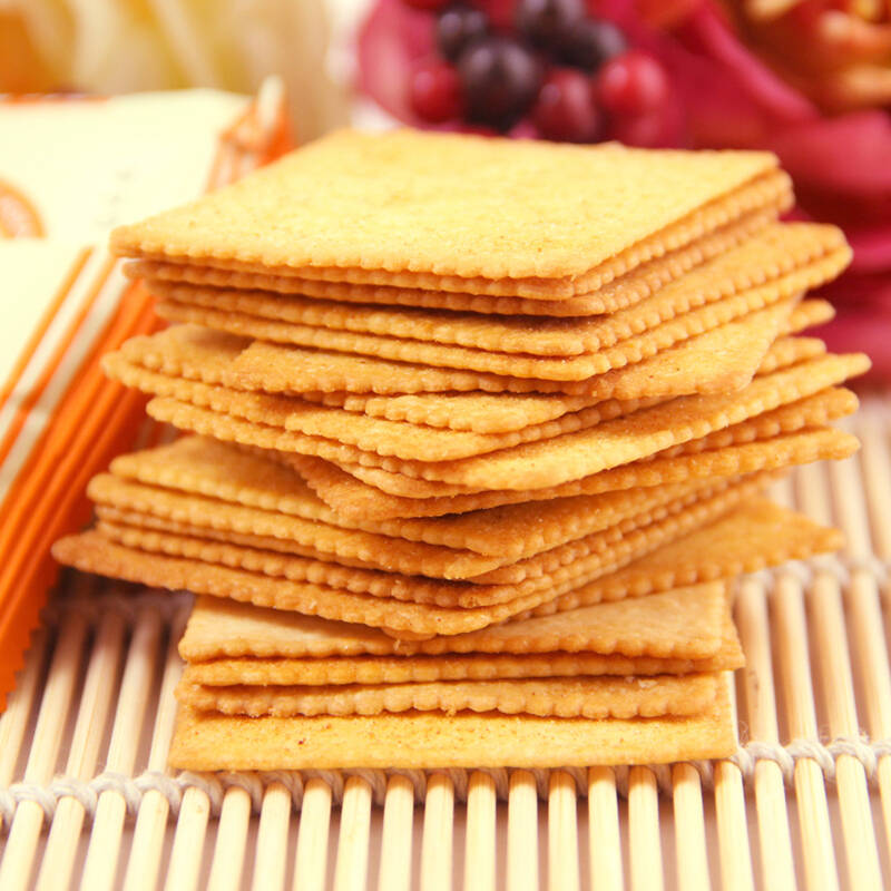 思朗 蒸薯坊泡菜味韧性饼干 5斤箱装