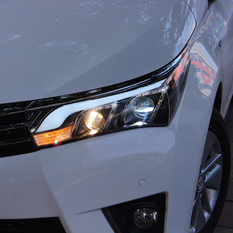 优玛新卡罗拉大灯总成 优玛 14款卡罗拉改装led日行灯双光透镜氙气灯