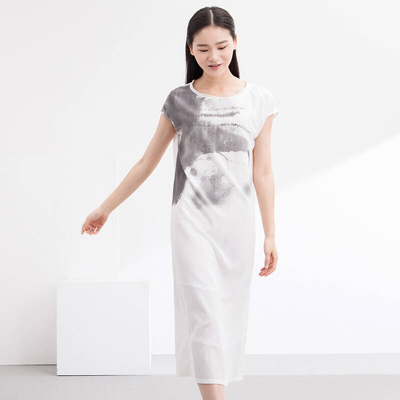 衣之纯yzc 都市休闲宽松型水墨印花长裙 米白 l - 京东