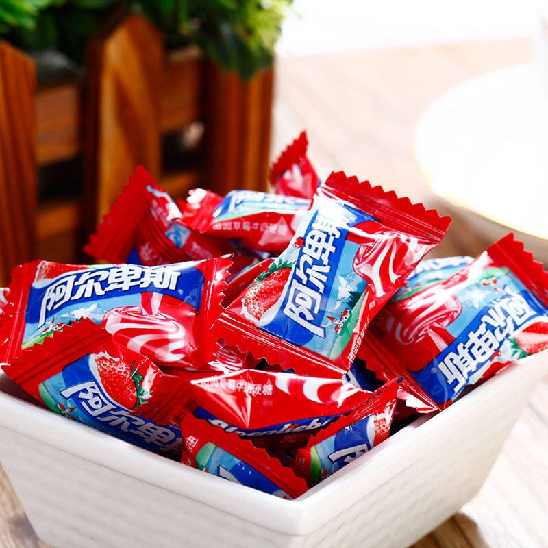 【京东超市】阿尔卑斯 田园草莓牛奶硬糖袋1kg(新老包装随机发售)