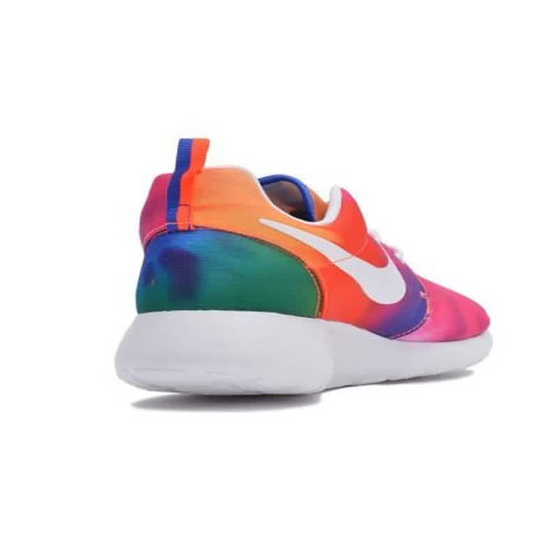 耐克 roshe one run 女鞋限量慢跑鞋 网面透气 当季 655206-518彩虹