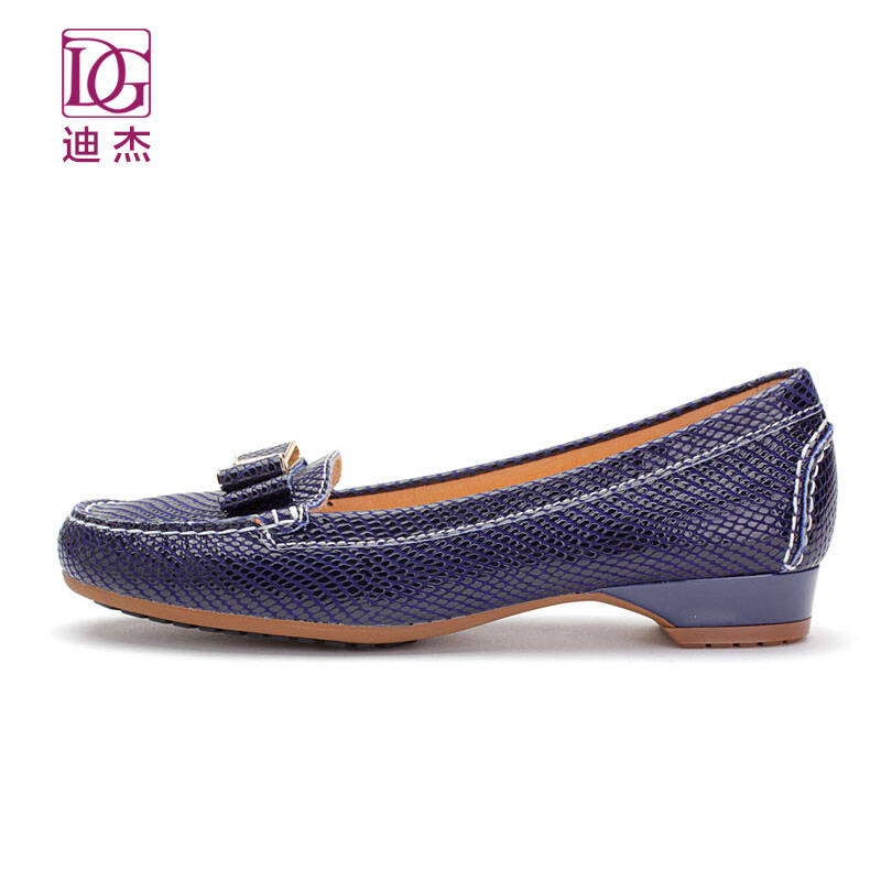 dg迪杰 蝴蝶结低跟休闲鞋 舒适妈妈鞋 中老年女单鞋 鳄鱼纹单鞋an