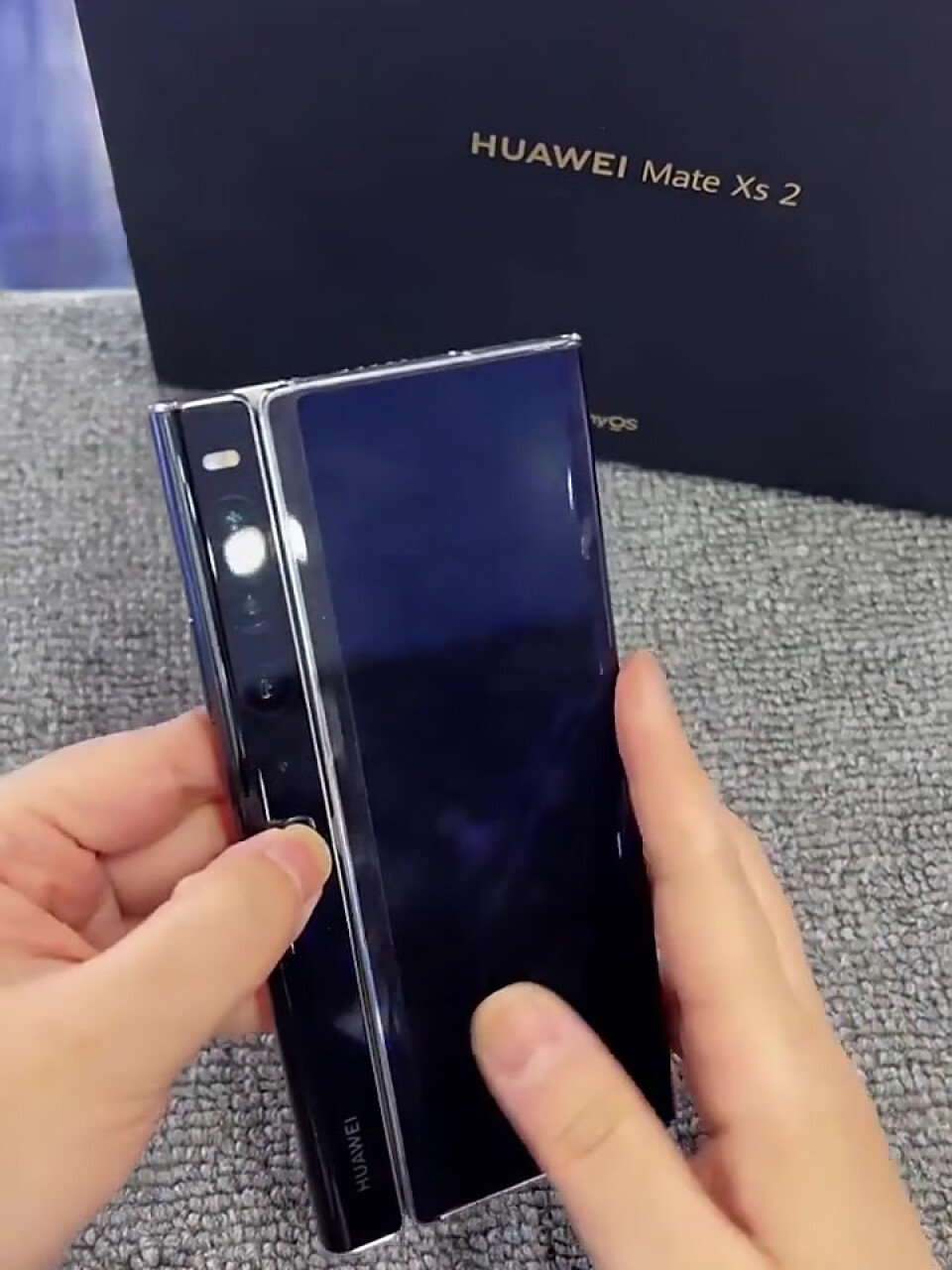 华为HUAWEI Mate Xs 2 升级支持北斗卫星消息 超轻薄超平整超可靠 8GB+256GB锦白折叠屏手机,第3张