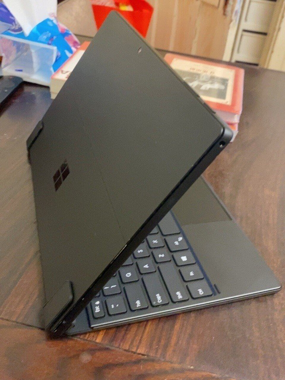 微软Surface Pro 8 二合一平板电脑 11代酷睿i5 8G+128G 亮铂金+典雅黑键盘盖 13英寸触屏 轻办公平板 轻薄本(微软surface键盘没反应怎么回事),第3张