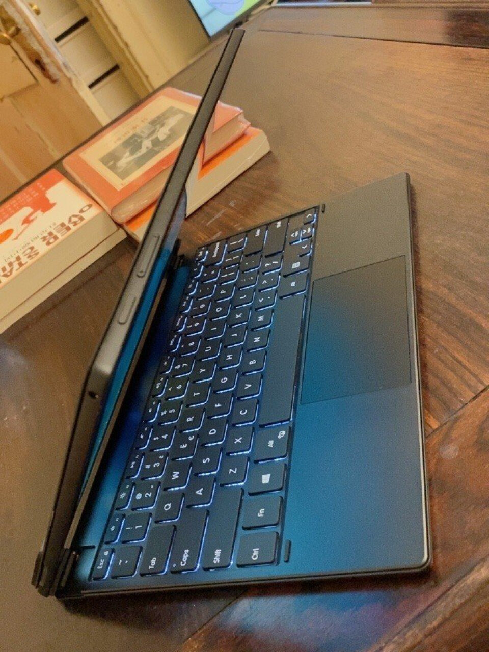 微软Surface Pro 8 二合一平板电脑 11代酷睿i5 8G+128G 亮铂金+典雅黑键盘盖 13英寸触屏 轻办公平板 轻薄本(微软surface键盘没反应怎么回事),第4张