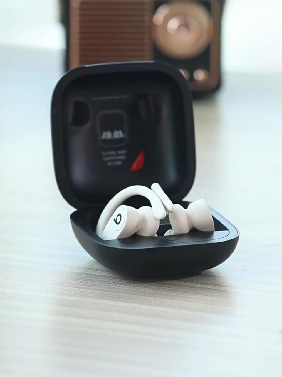 beats Beats Fit Pro 真无线降噪耳机 运动蓝牙耳机 兼容苹果安卓系统 IPX4级防水 – 经典黑红,第2张