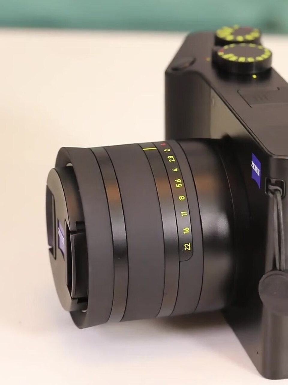 ZEISS蔡司ZX1多功能便携式数码相机高清一体相机(zeiss蔡司显微镜说明书),第4张