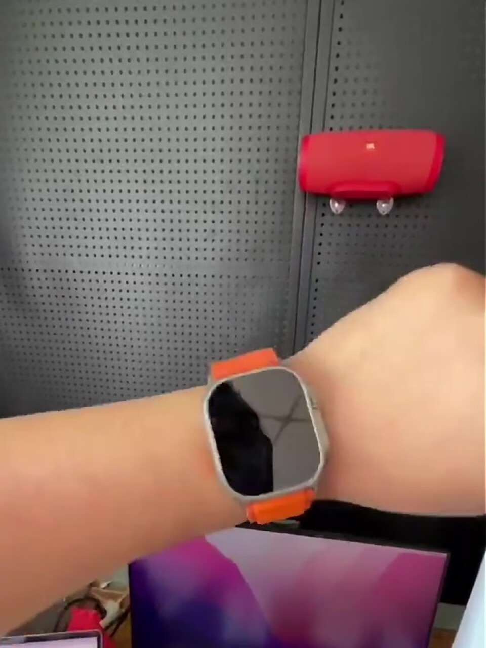 Apple Watch Ultra 智能手表 GPS + 蜂窝款 49毫米 钛金属原色 钛金属表壳橙色高山回环式表带大号MQF73CHA,第6张